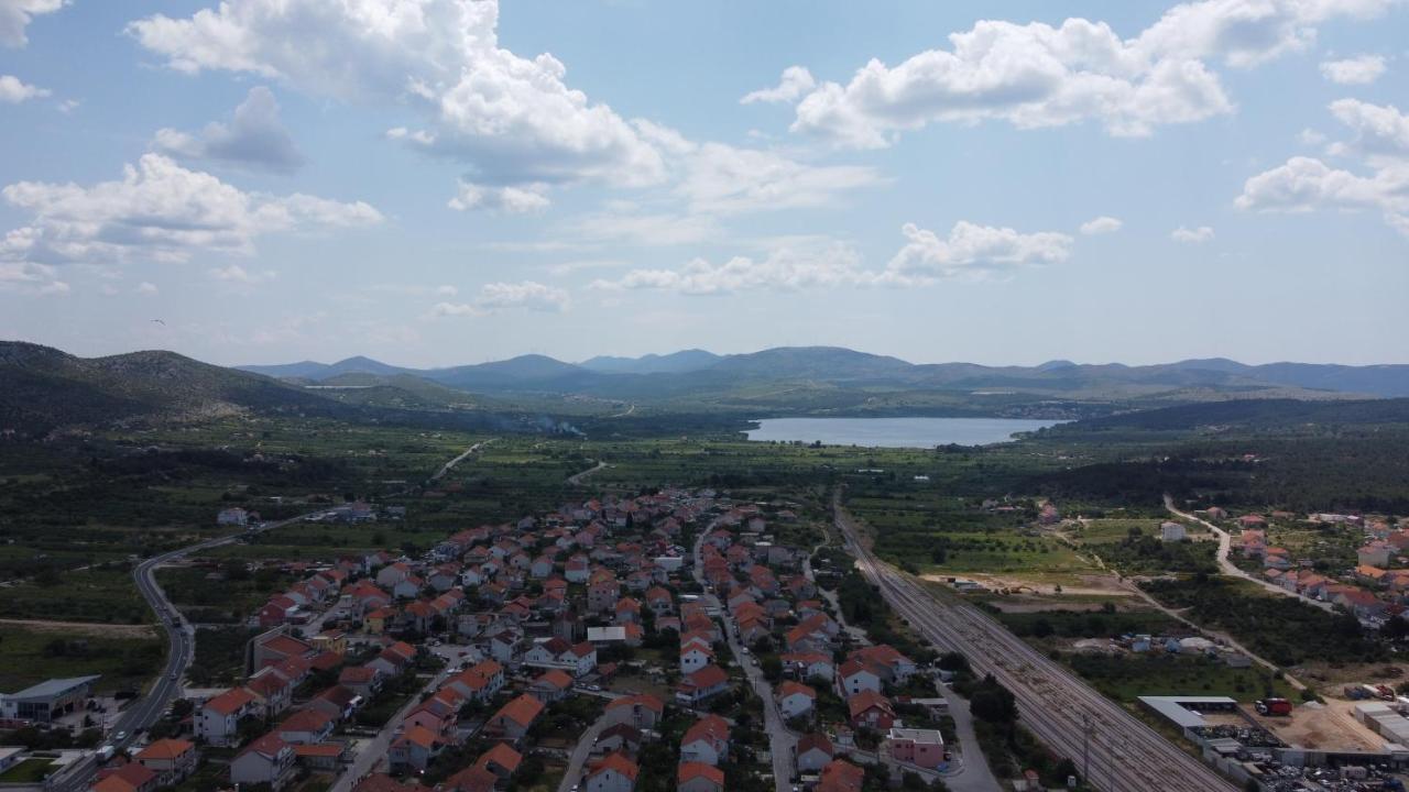 Apartman Palme Hotel Šibenik Kültér fotó